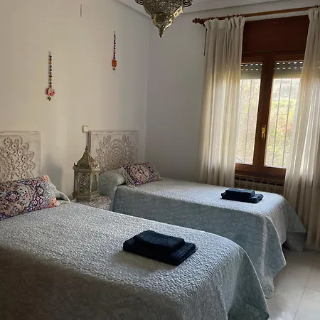 Casa Fuentes De Ledina Fuentiduena