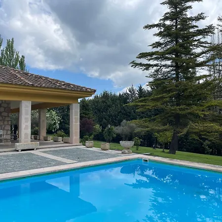 Σπίτι διακοπών Casa Fuentes De Ledina *