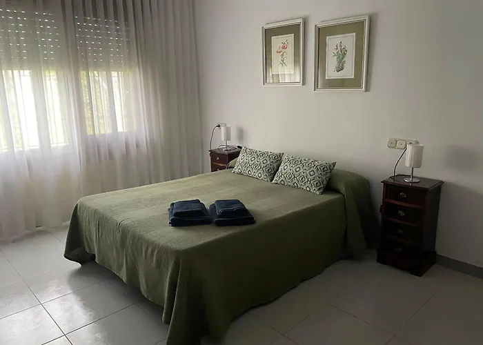 Casa Fuentes De Ledina * Fuentiduena