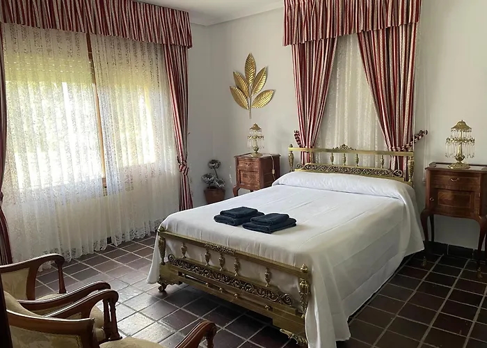 Casa Fuentes De Ledina