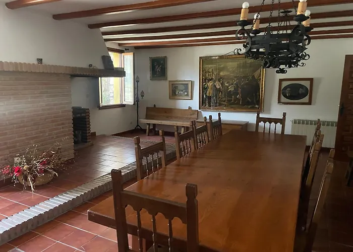 Casa Fuentes De Ledina